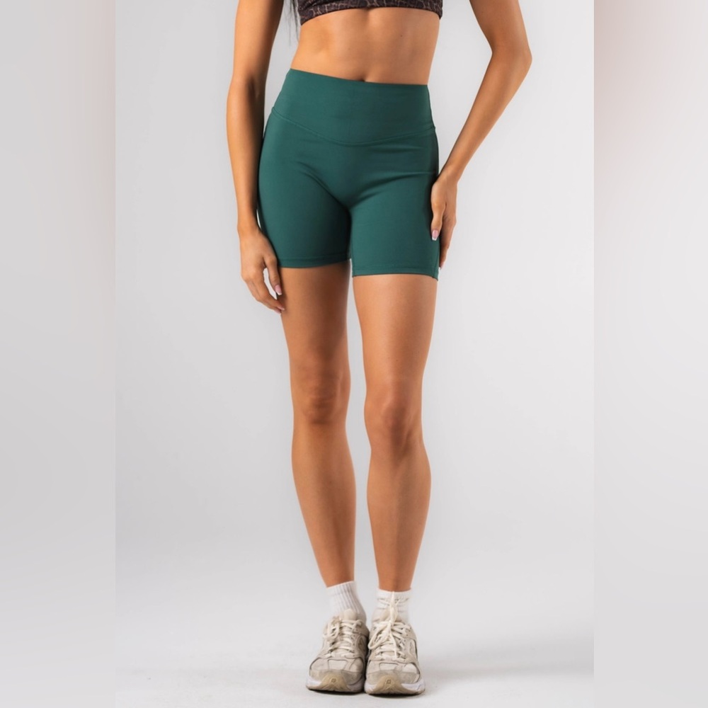 Acta- Evo Biker Short (Evergreen / 5")
